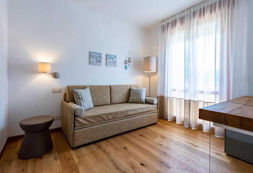 小型套房, Junior Family