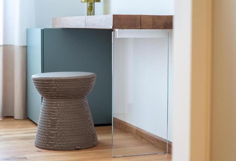 小型套房, Junior Family