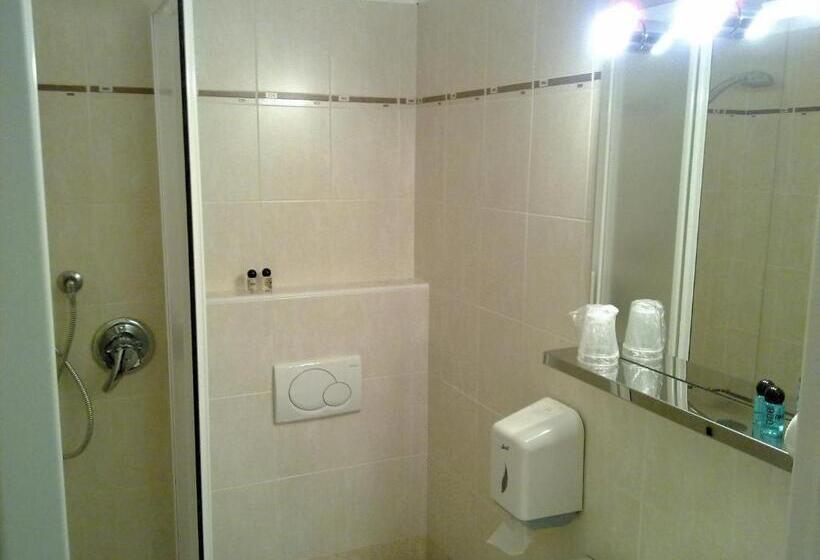 バルコニー付きスタンダードルーム, Lauro