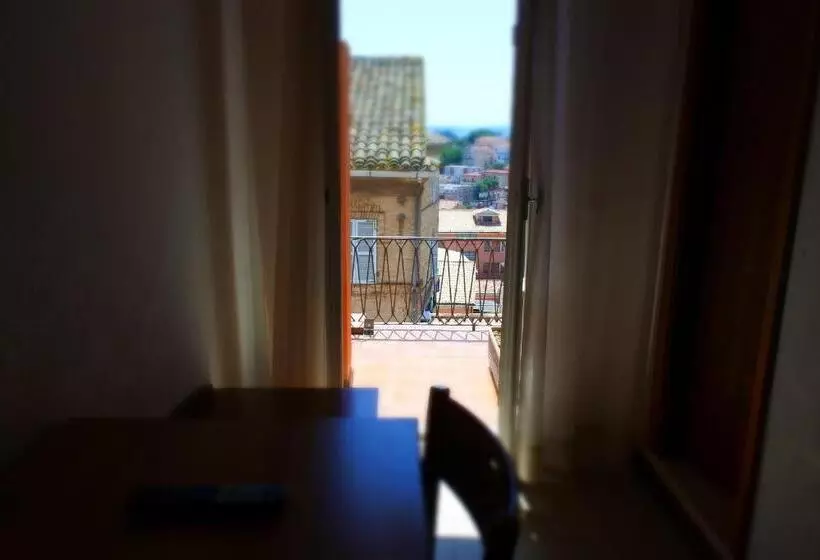 اتاق استاندارد چهار تخته, Loreto