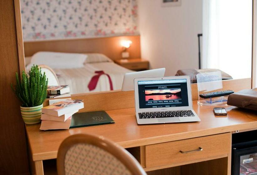 クラシックルーム, Marina