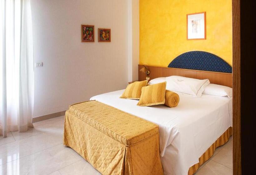 スーペリアールーム, Marina