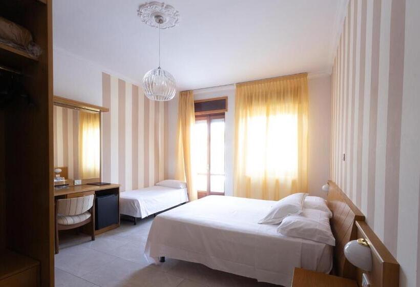 スーペリアトリプルルーム, Marina