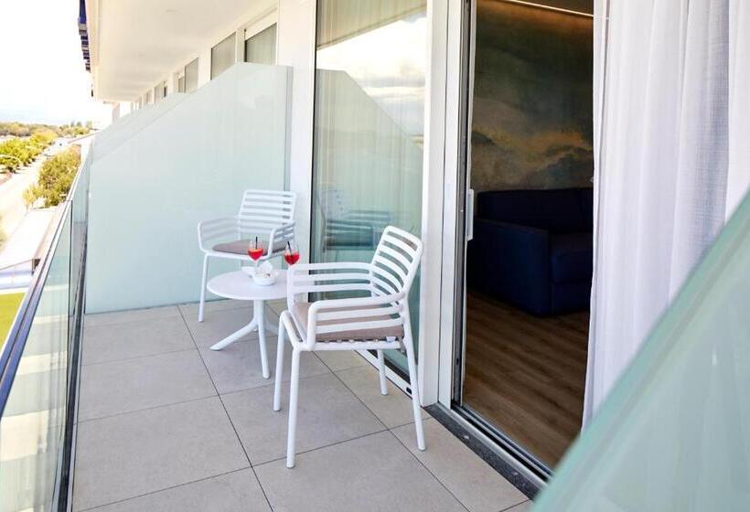 Suite with lake view, Riva Palace