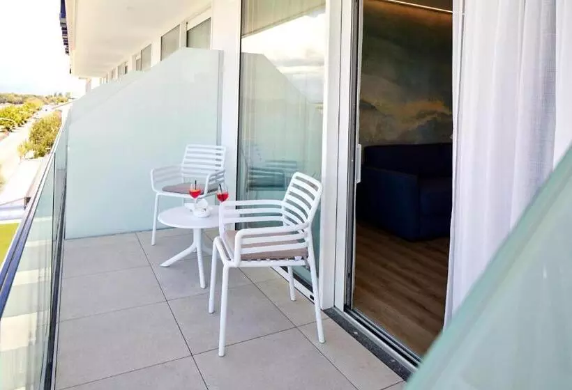 Suite with lake view, Riva Palace