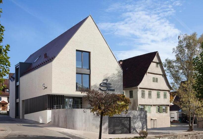 小型套房, Schwanen