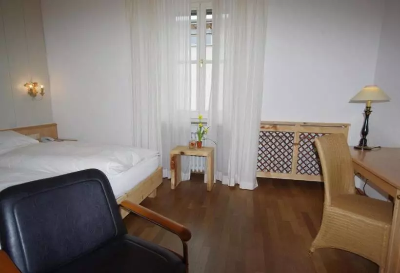 Basic Room, Seethaler