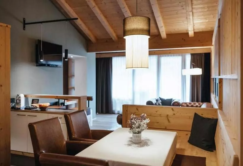 デラックススイート2ベッドルーム, Lagació Hotel Mountain Residence