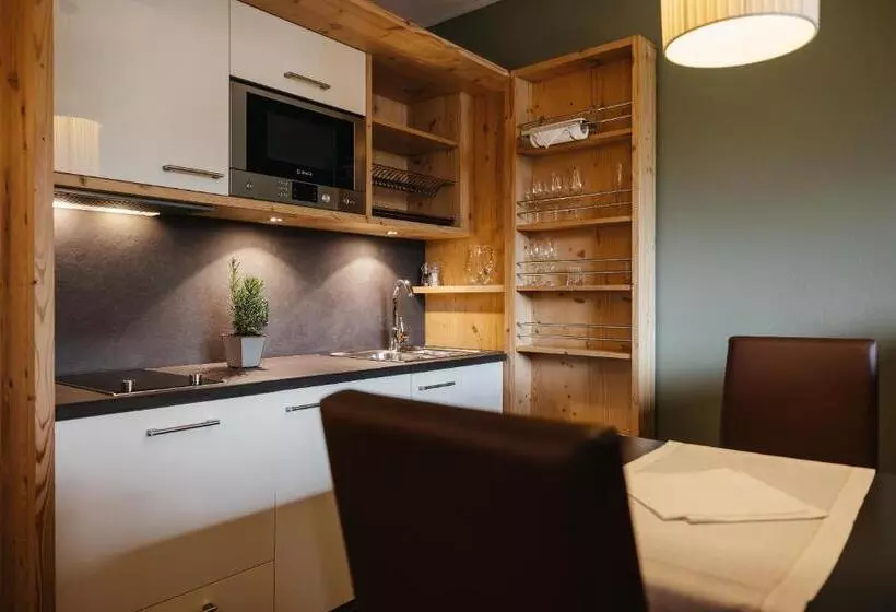 スイート, Lagació Hotel Mountain Residence