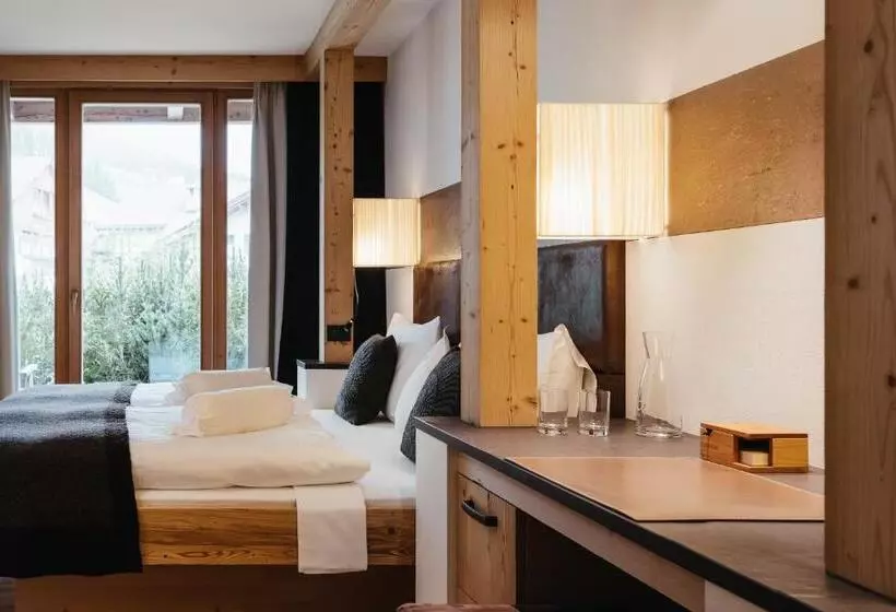 スイート, Lagació Hotel Mountain Residence
