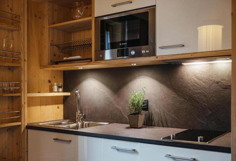 חדר דלוקס, Lagació Hotel Mountain Residence