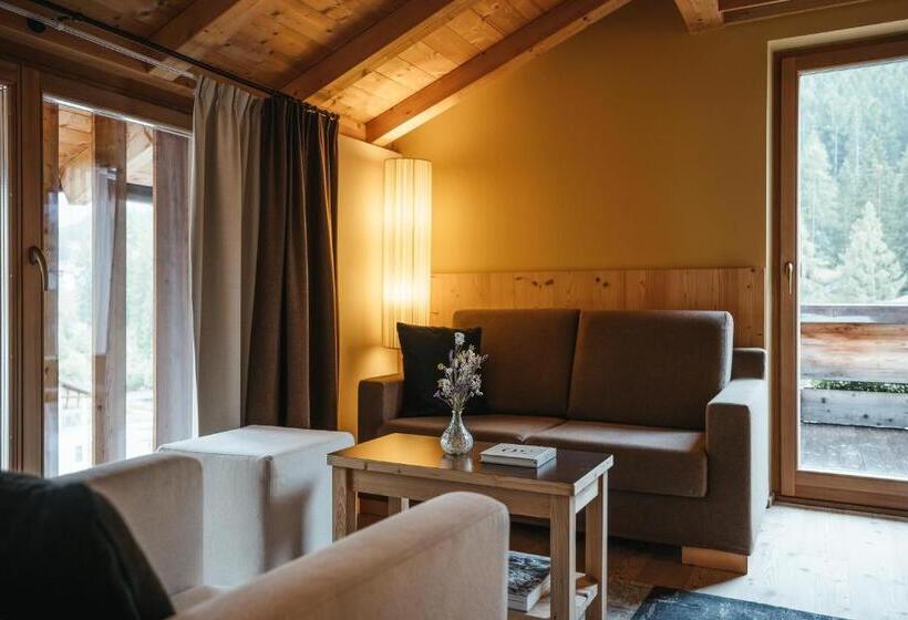 חדר דלוקס, Lagació Hotel Mountain Residence