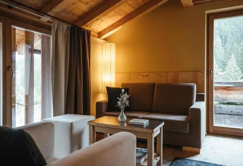 デラックスルーム, Lagació Hotel Mountain Residence