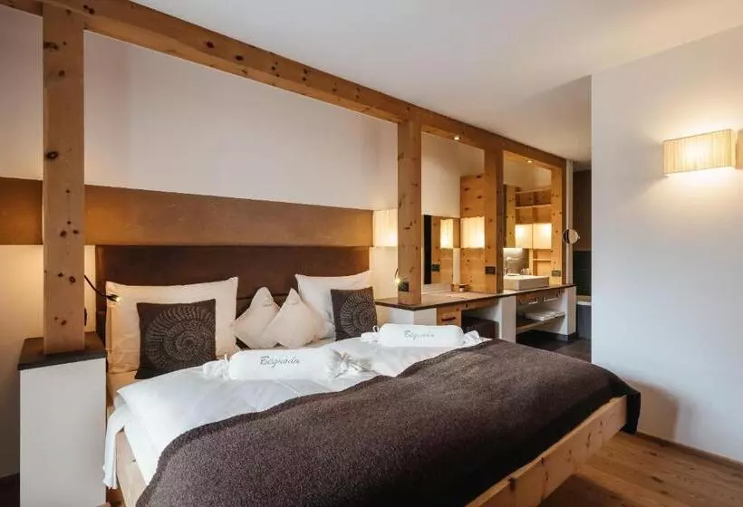 スイート, Lagació Hotel Mountain Residence