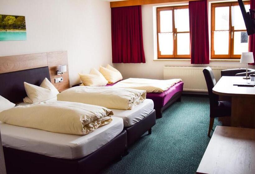 4인용 스탠다드 룸, Gasthof Zum Löwen