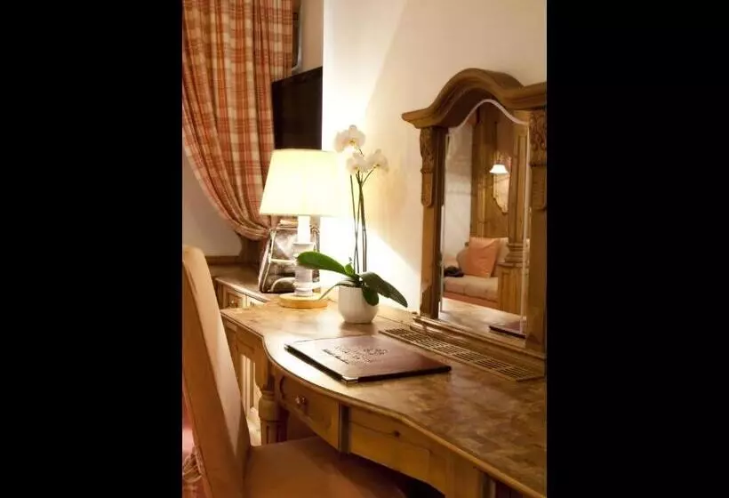 バスタブ付きデラックスルーム, Sporthotel Arabba