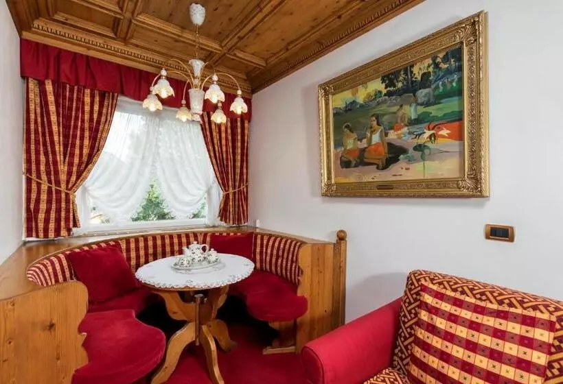 バスタブ付きデラックスルーム, Sporthotel Arabba