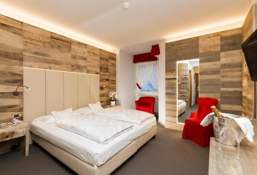 غرفة قياسية مزوَّدة بشُرفة, Sporthotel Arabba