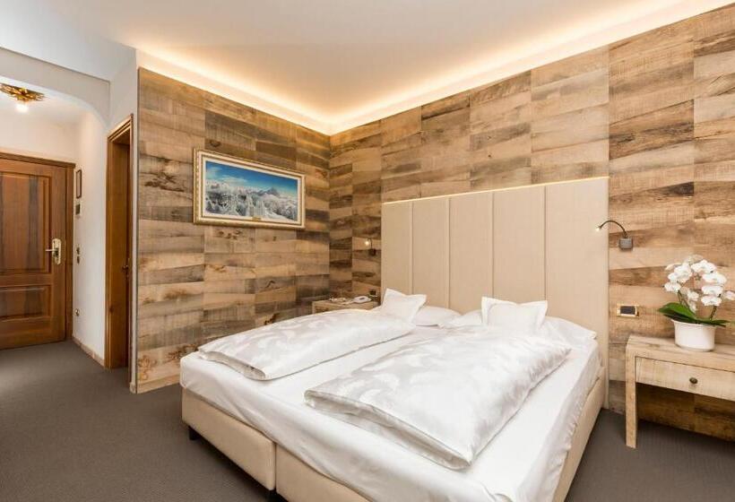 غرفة قياسية مزوَّدة بشُرفة, Sporthotel Arabba