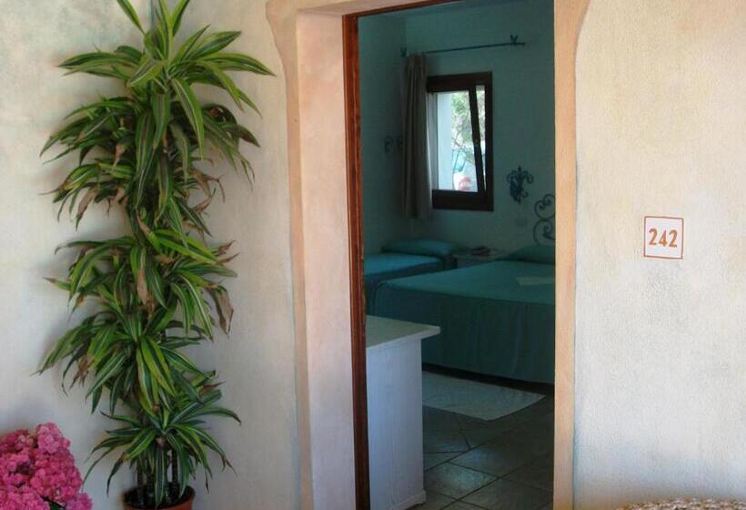 غرفة قياسية ثلاثية, Villa Gemella