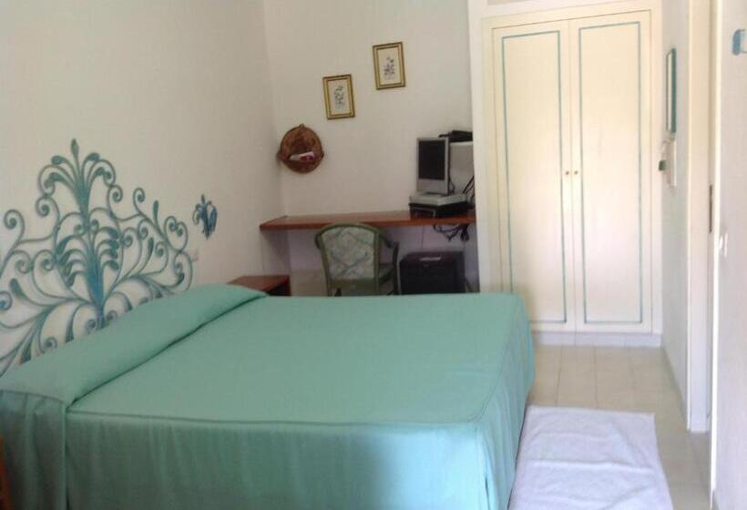 غرفة أساسية, Villa Gemella