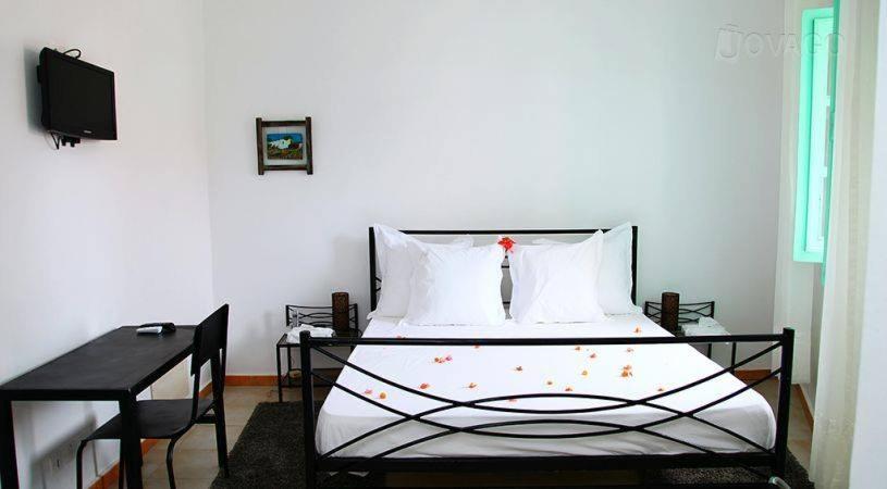 اتاق استاندارد, Madou Goree