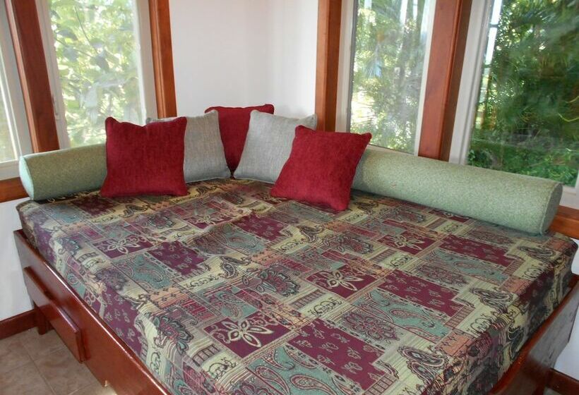 ویلای استاندارد 3 خوابه, West End Breeze