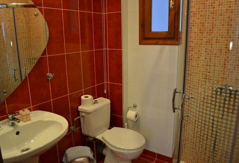 オーシャンビュースタンダードルーム, Ifigenia