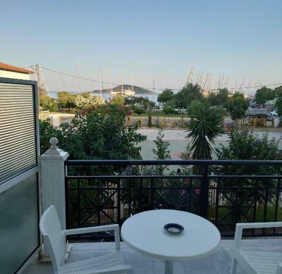 オーシャンビュースタンダードルーム, Ifigenia