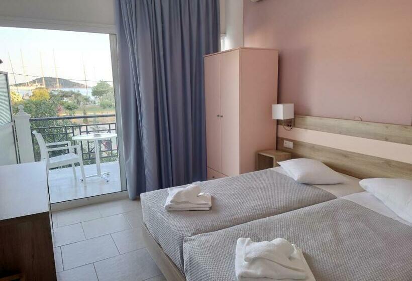 オーシャンビュースタンダードルーム, Ifigenia