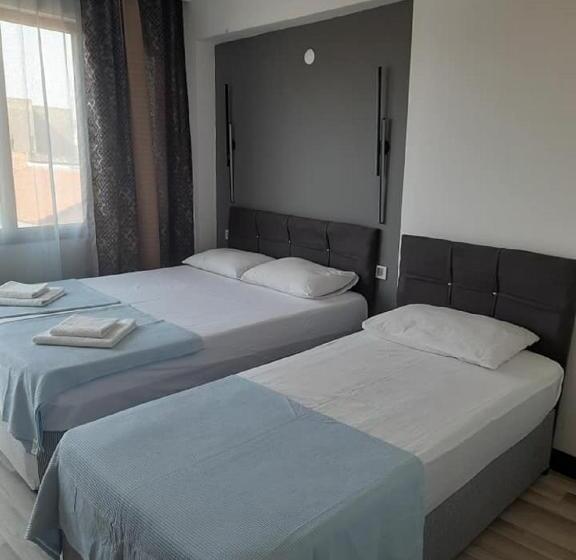 스탠다드 트리플 룸, Ephesian Hotel & Guesthouse