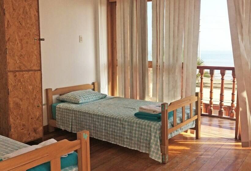 景色の見えるデラックスルーム, Madwoods Hostel