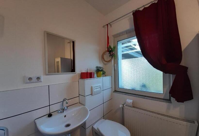 غرفة أساسية, Pension Mark