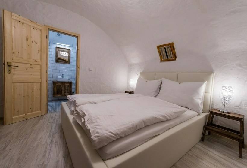 标准间, Pension U Zámku