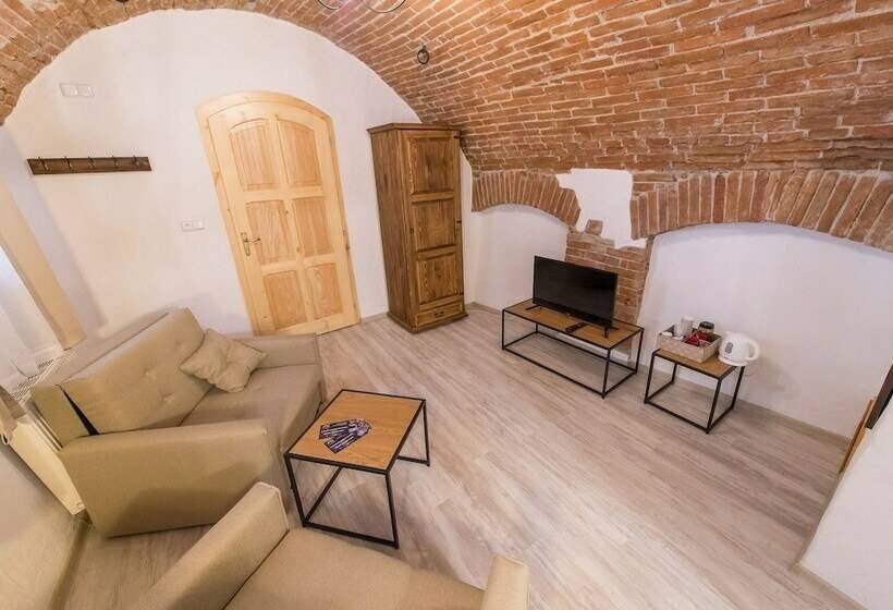 标准间, Pension U Zámku