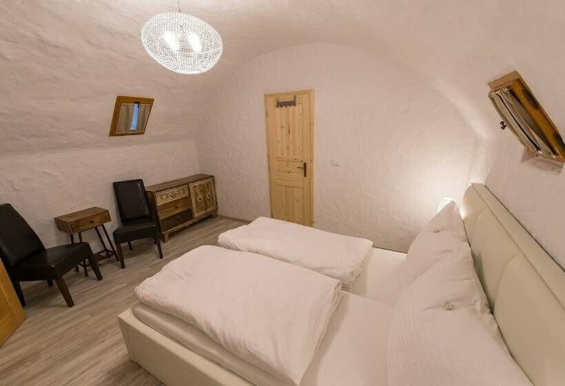 标准间, Pension U Zámku