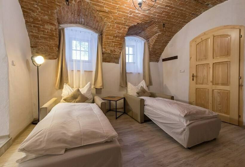 标准间, Pension U Zámku