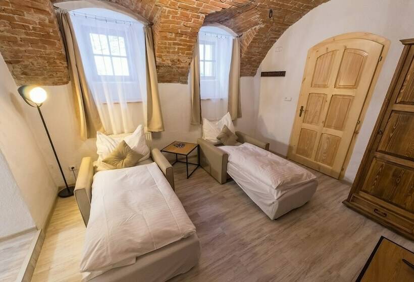 标准间, Pension U Zámku