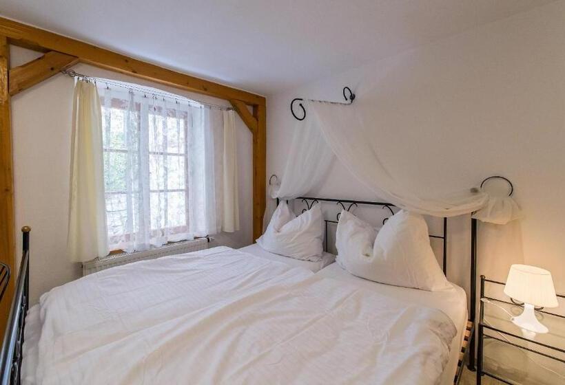 标准间, Pension U Zámku