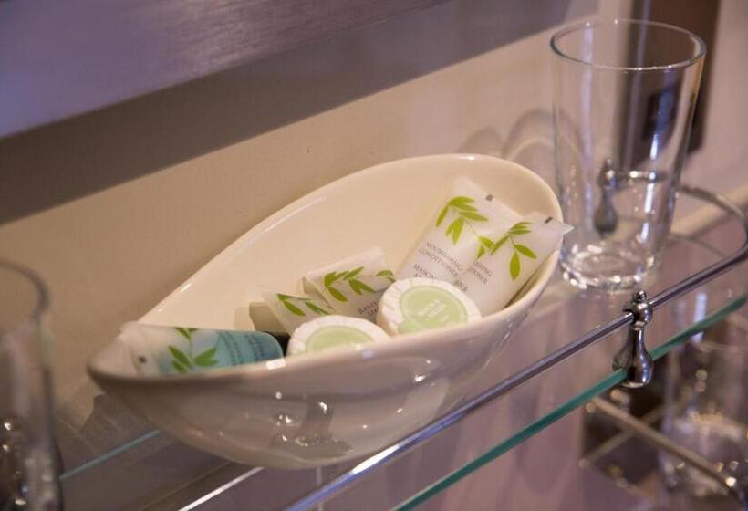 オーシャンビュースタンダードルーム, George & Dragon, Conwy