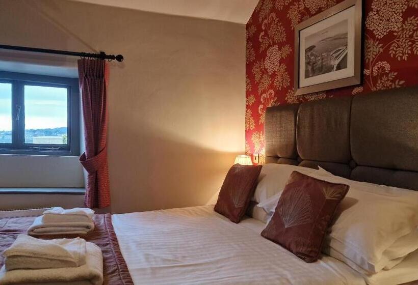 オーシャンビュースタンダードルーム, George & Dragon, Conwy