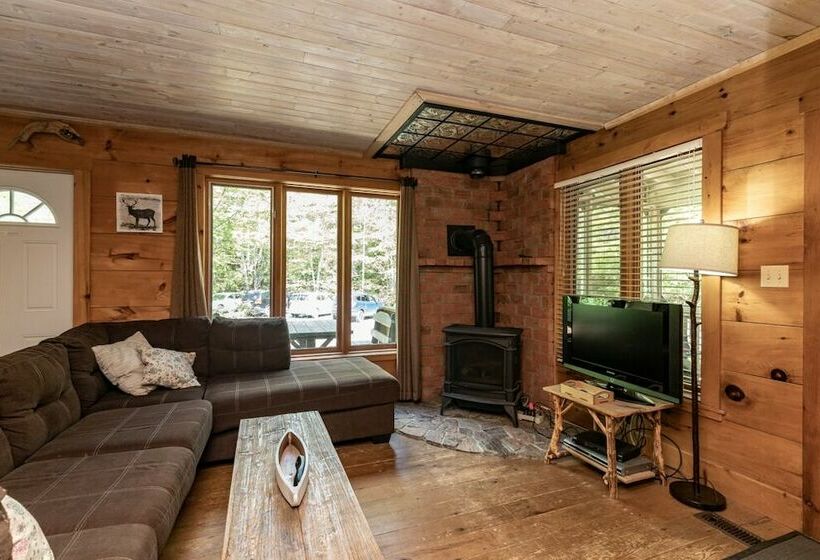 منزل 3 غرف نوم, Aisling Lakehouse