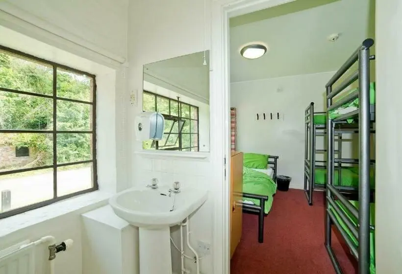 バスルーム共有のトリプルスタンダード, Yha Ironbridge Coalport