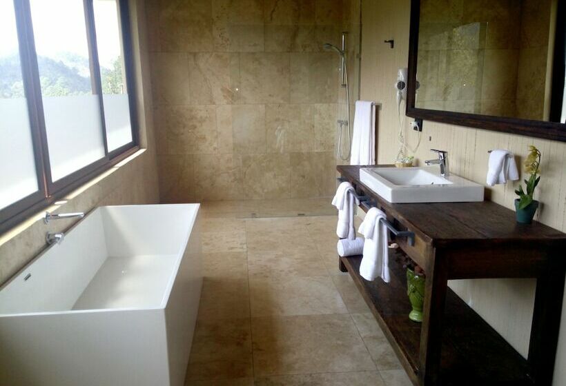 سوئیت رویال, Casa Imperial Coban