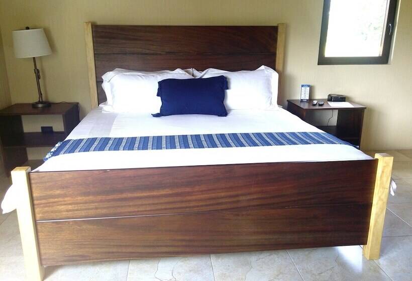 سوئیت رویال, Casa Imperial Coban