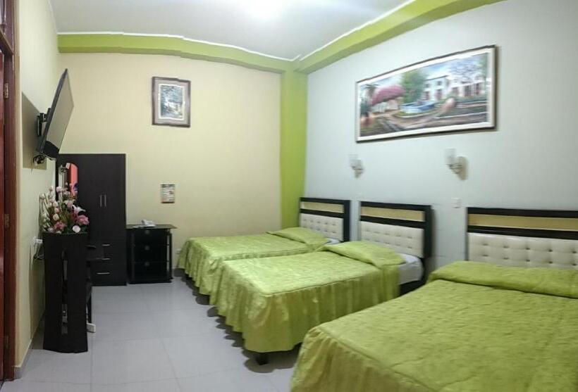 Номер Стандарт Трехместный, Santa María