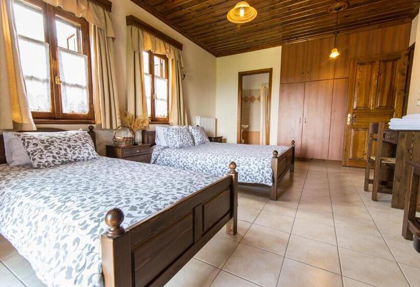 חדר סטנדרט לשלושה, To Kadi