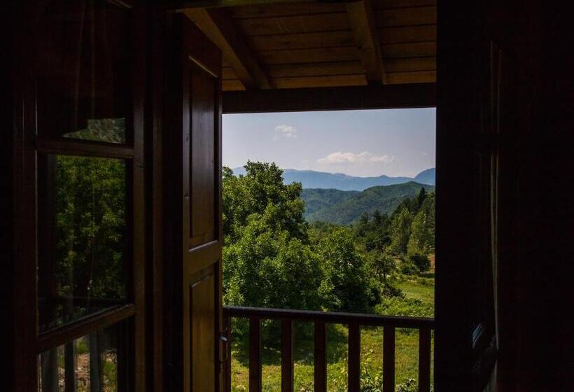 Номер Стандарт Трехместный, To Kadi