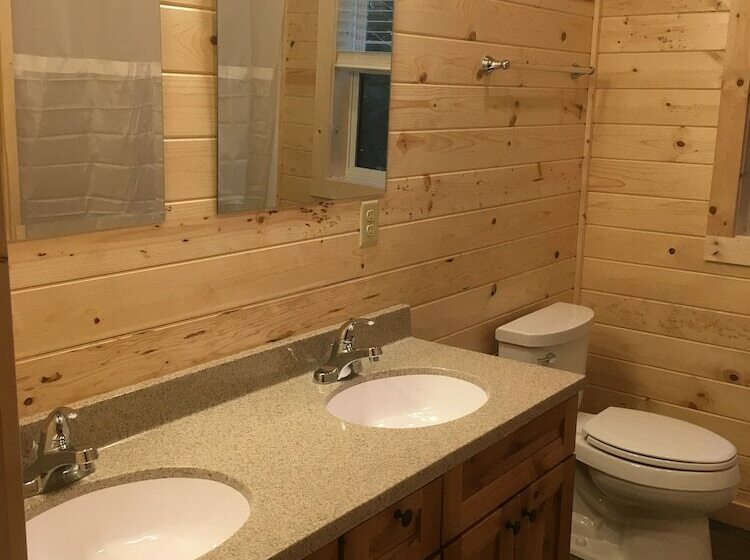 Хижина, Moose Track Adventures Resort