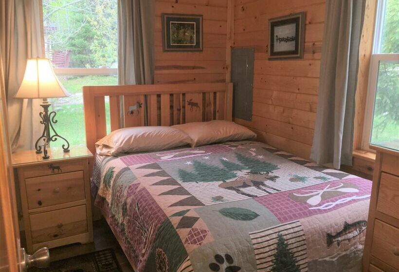 小室, Moose Track Adventures Resort